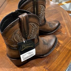 Women’s boots